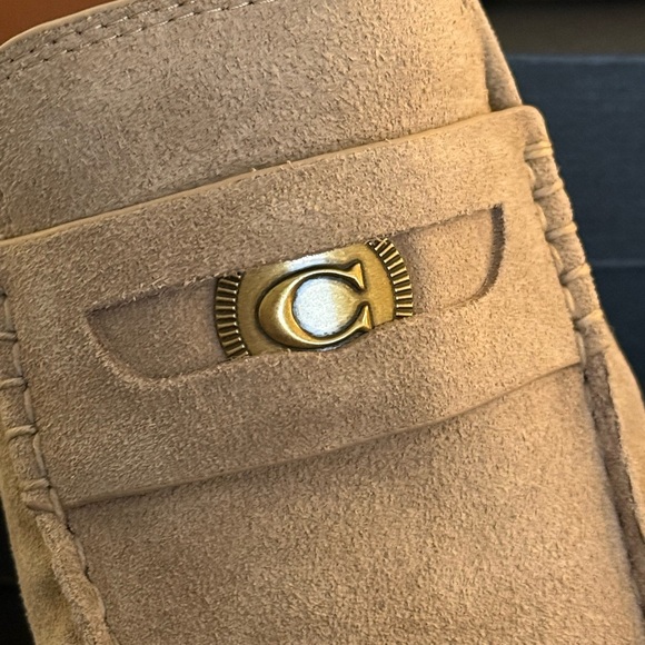 Coach C Coin Suede Driver - Picture 4 of 7